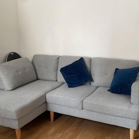 4 Bedroom House In Turnpike Lane/Wood Green Londen Buitenkant foto